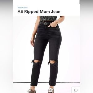 AE Ripped Mom Jeans, tags still on!!